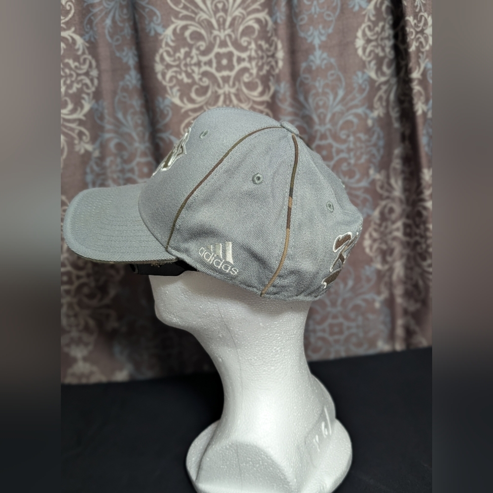 Men's Adidas Gray and Camo New York Knicks Hat Size L/XL - Picture 3 of 10